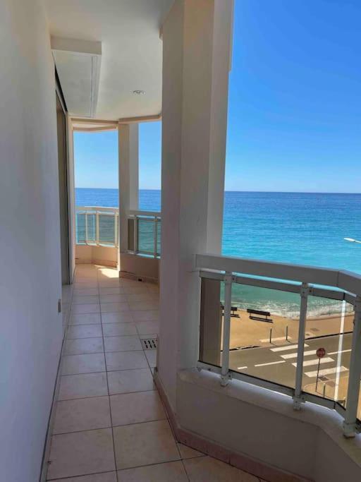 Appartement Bord De Mer Avec Garage Menton Kültér fotó