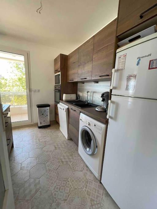 Appartement Bord De Mer Avec Garage Menton Kültér fotó