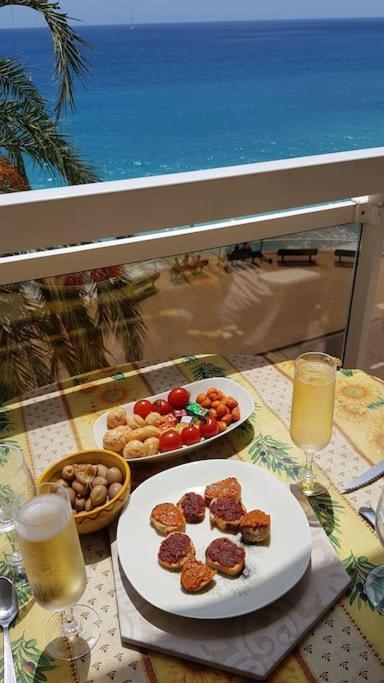 Appartement Bord De Mer Avec Garage Menton Kültér fotó